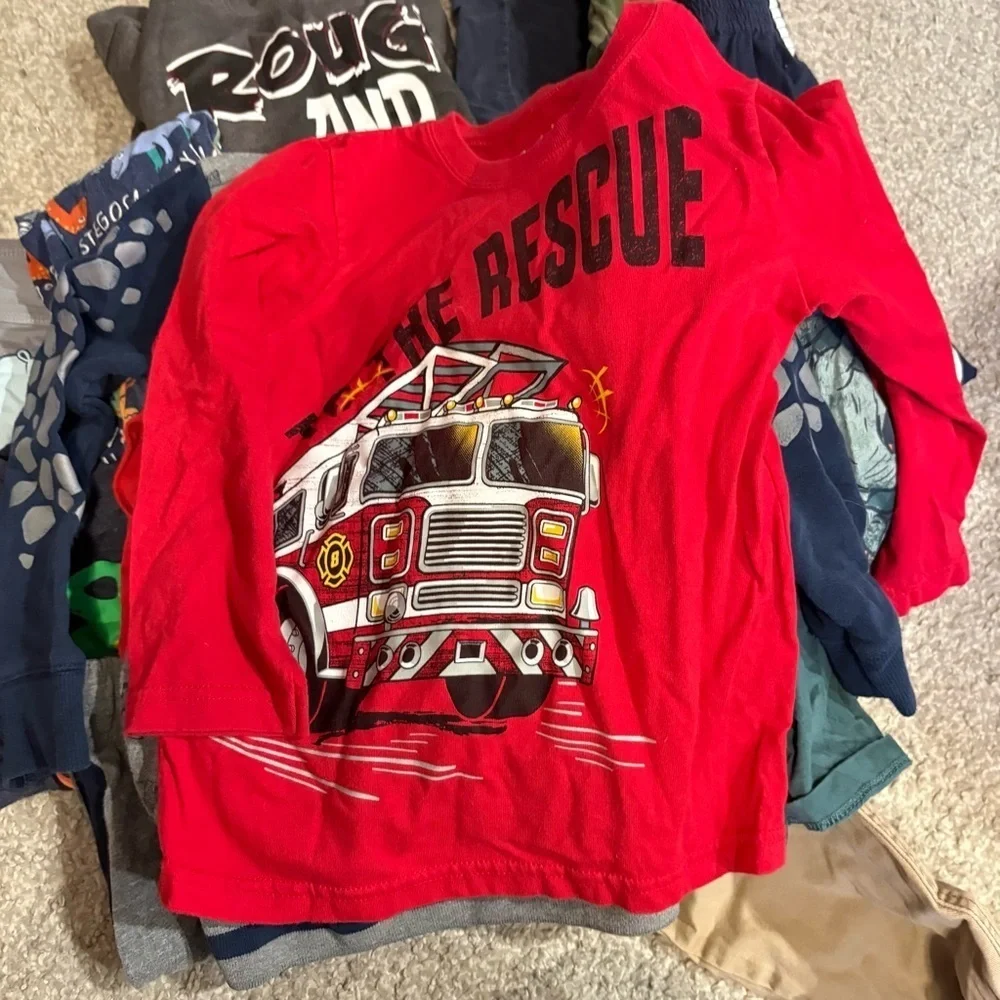 Kids Sz 5 Clothing Bundle Lot Pants Pajamas T-shirt Sweatshirt Santa Paw Patrol - Picture 12 of 12